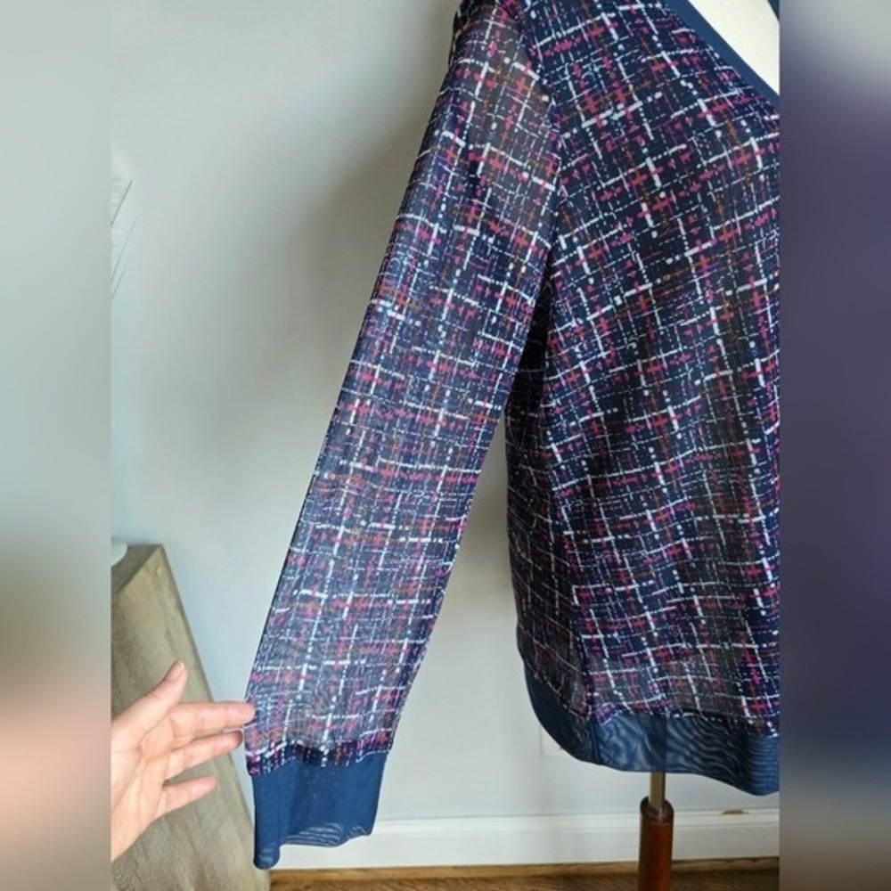 Chico's Navy Tweed Print Mesh Cardigan Button Front Topper SZ XL Preppy Academia - Picture 6 of 10